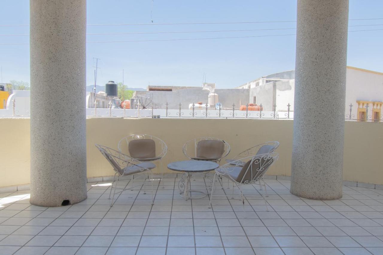 Oyo Hotel Casino Del Valle, Matehuala Εξωτερικό φωτογραφία